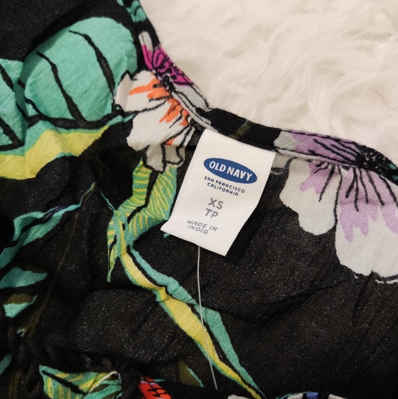 Floral beach cover up - Picture 2 of 5